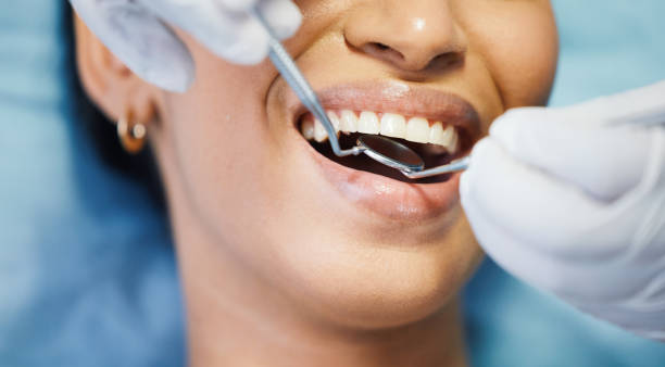 Best Weekend Emergency Dentist in Farmersville, CA